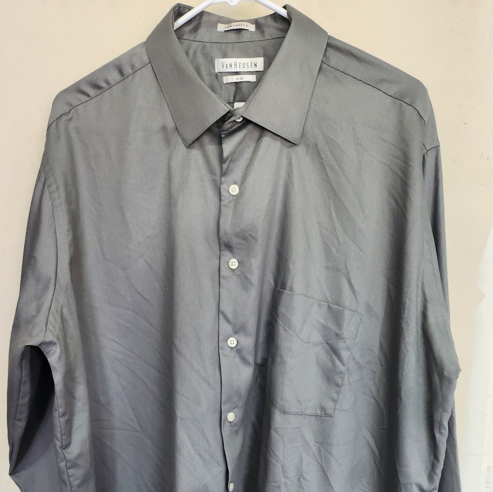 Men's dress shirt